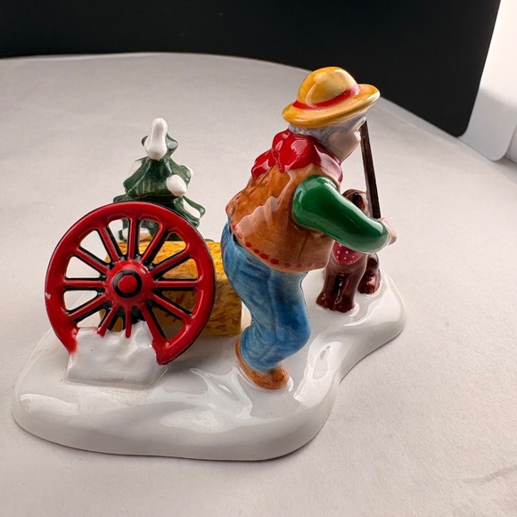 Department 56 Snow Village 7 piece Assortment - Picture 14 of 16